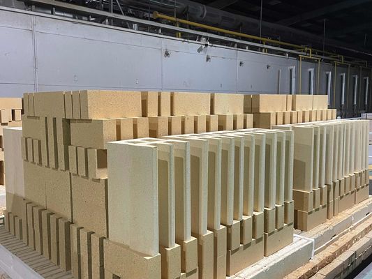 Al2O3 55-70% Alumina Fire Brick Custom Shape High Alumina Bricks